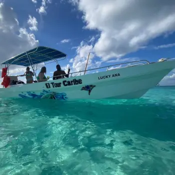 Lucky Ana motor boat in Bayahibe