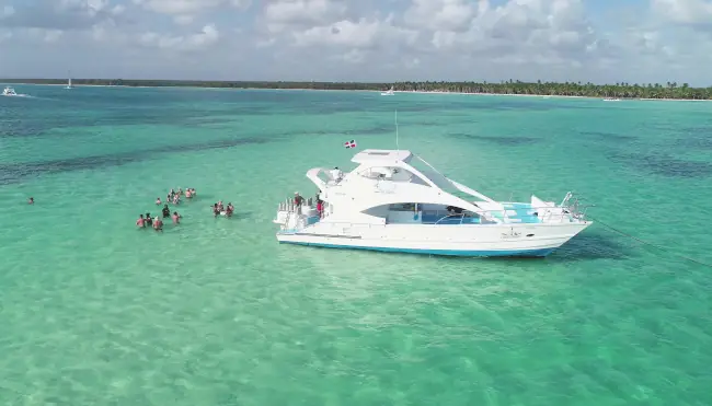 Large group catamaran charter Dominican Republic